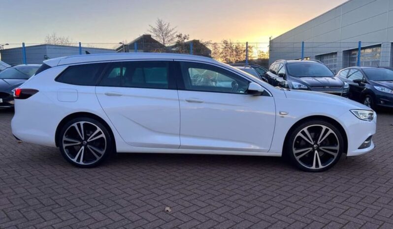 
								Vauxhall Insignia Elite 2.0d Sports Tourer full									